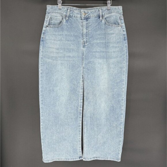 Fashion Nova Dresses & Skirts - Women's Slit Front Denim Maxi Skirt Size 1X Blue Light Wash Preppy Trendy